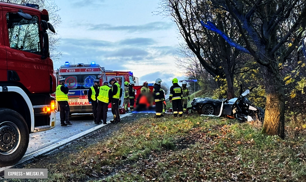 Dwa Poważne Wypadki W Ciągu Chwili - Jeden W Podzamku, Drugi ...